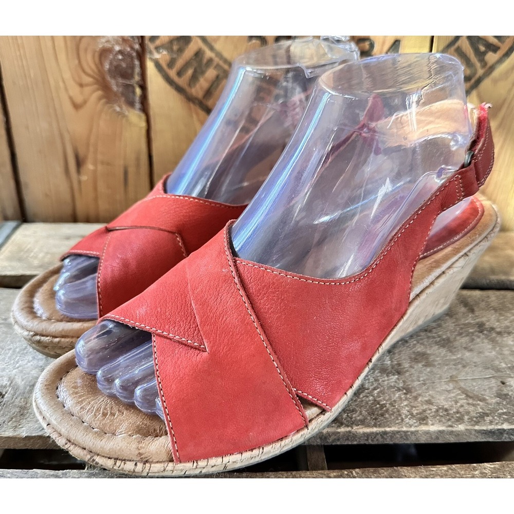 Montana Cork Wedge Suede Sandals Womens 8 Red Excellent